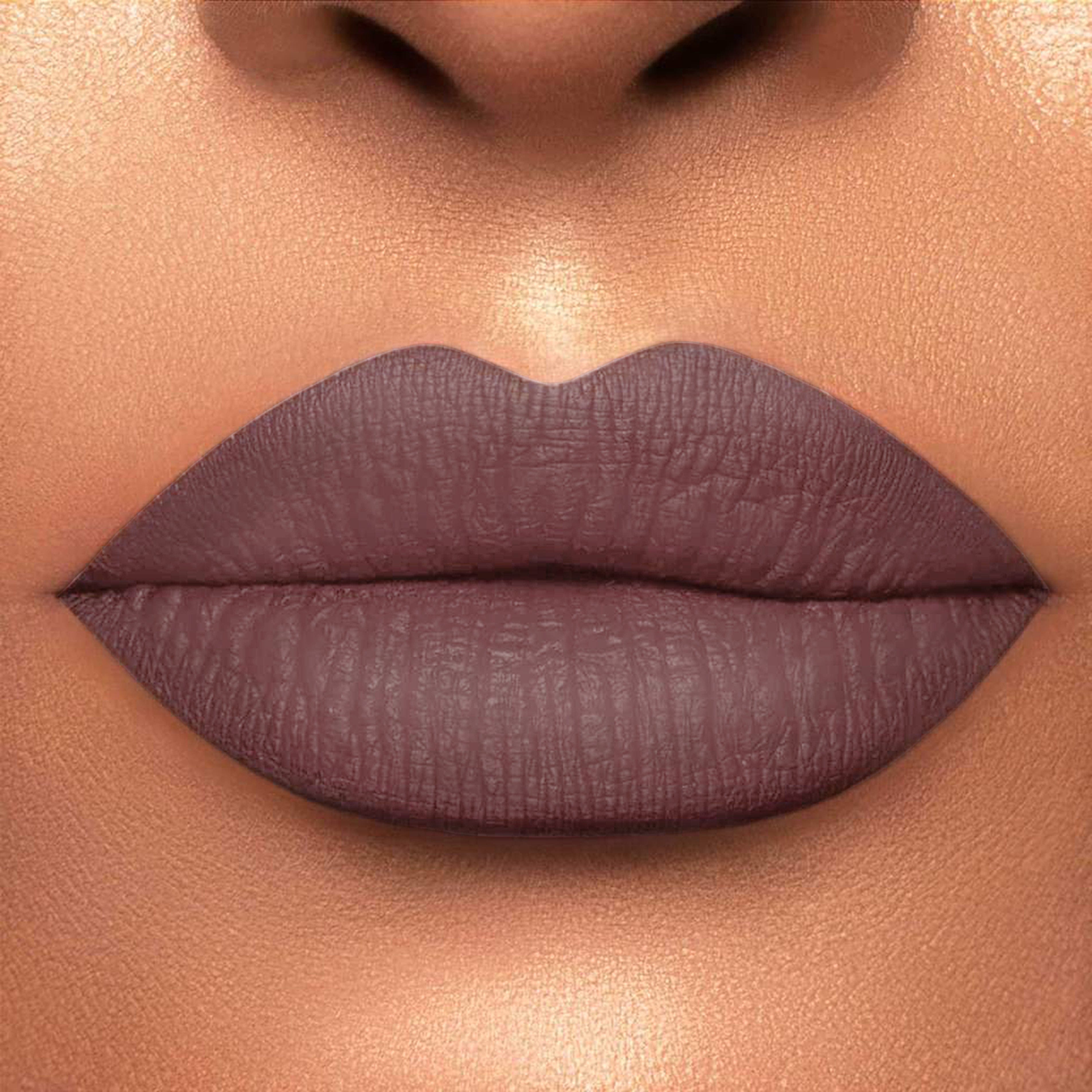 Vigilant is a deep blue violet matte liquid lipstick with an intense finish. It has a strong and long-lasting formula for a flawless look throughout the day. Its rev