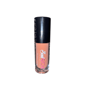 
Full Glory is a creamy lipgloss with a mauve nude hue. It is formulated with a long-lasting, highly-pigmented formula that provides the perfect kiss of color. For a